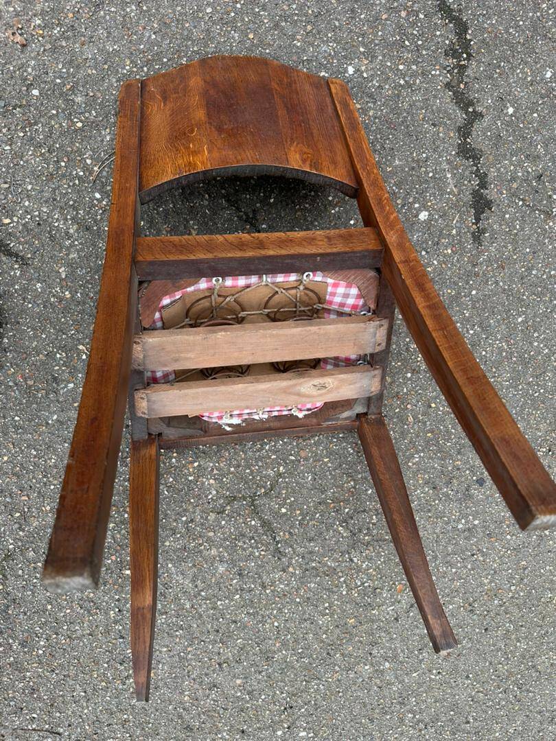 6 Art Deco gondola chairs in solid oak with brown leatherette, 1930s.