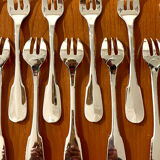 Christofle Cluny 12 oyster and shellfish forks