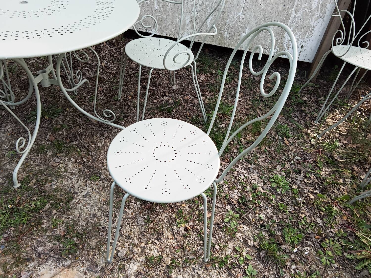 Green garden furniture