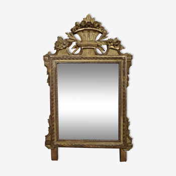 Miroir d'époque Louis XVI en bois sculpté doré - 101x62cm