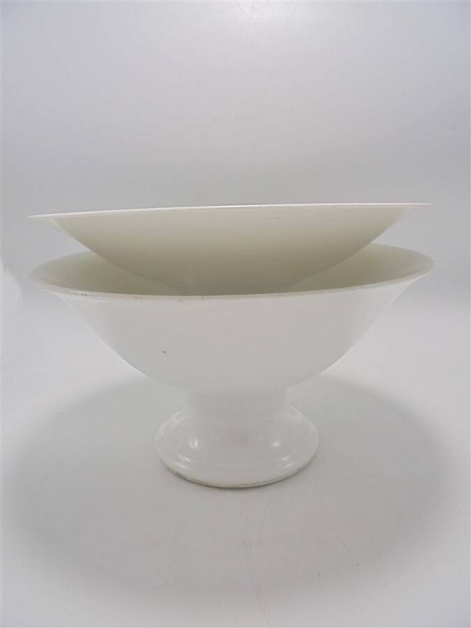 Set of 2 fruit bowls
