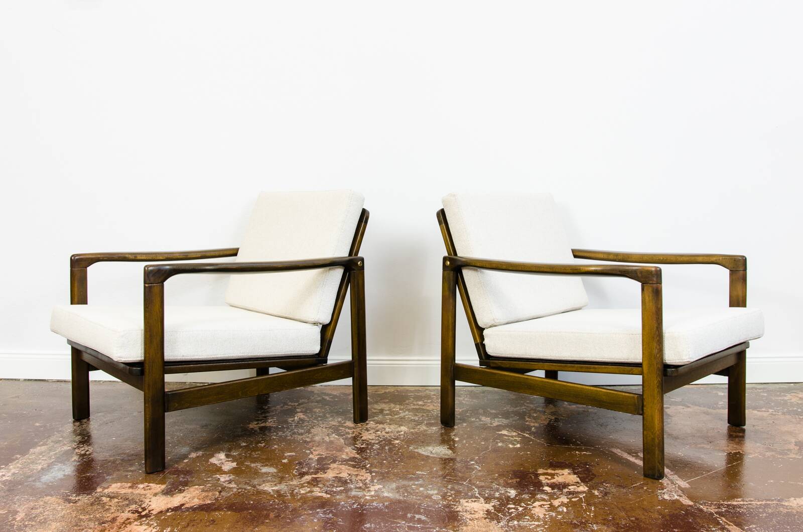 Mid Century Modern Armchairs By Zenon Bączyk, 1960's, Set Of 2