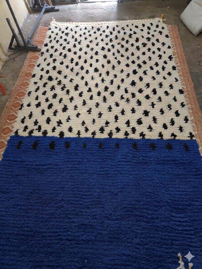 Authentic natural wool Moroccan rug custom-made 2/3 m