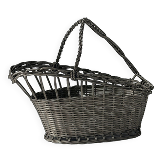 Bottle holder basket in woven silver metal