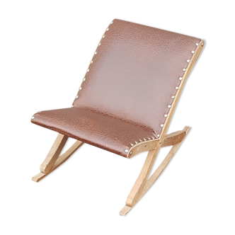 Vintage rocking footrest