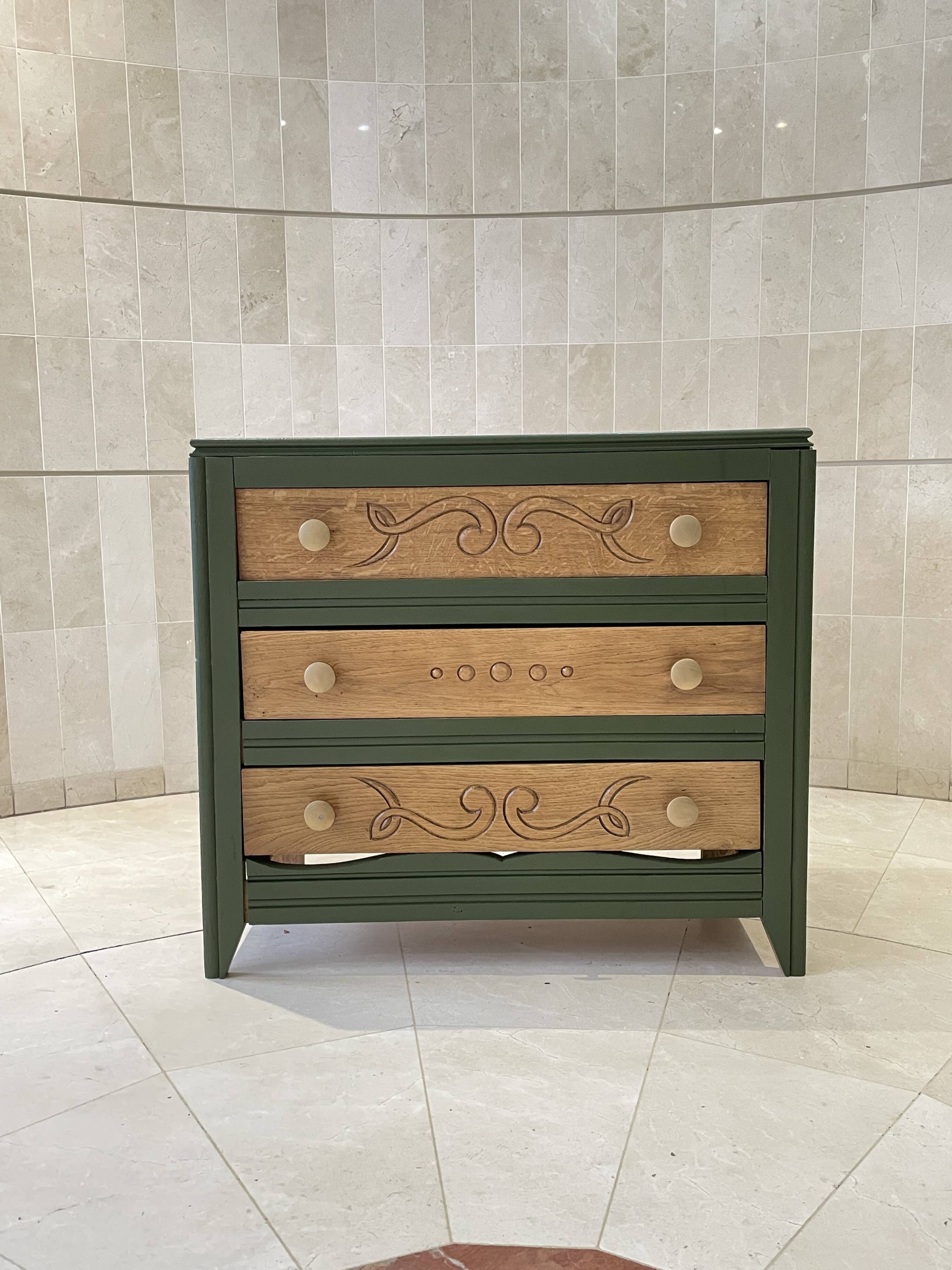 Art Deco chest of drawers