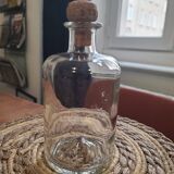 Fiole en verre avec son petit bouchon en liège