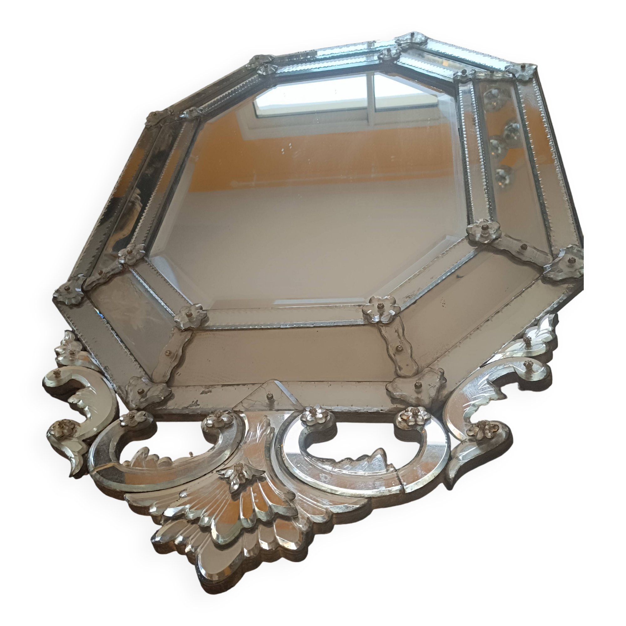 Large octagonal Venetian Murano mirror. Early 19th century