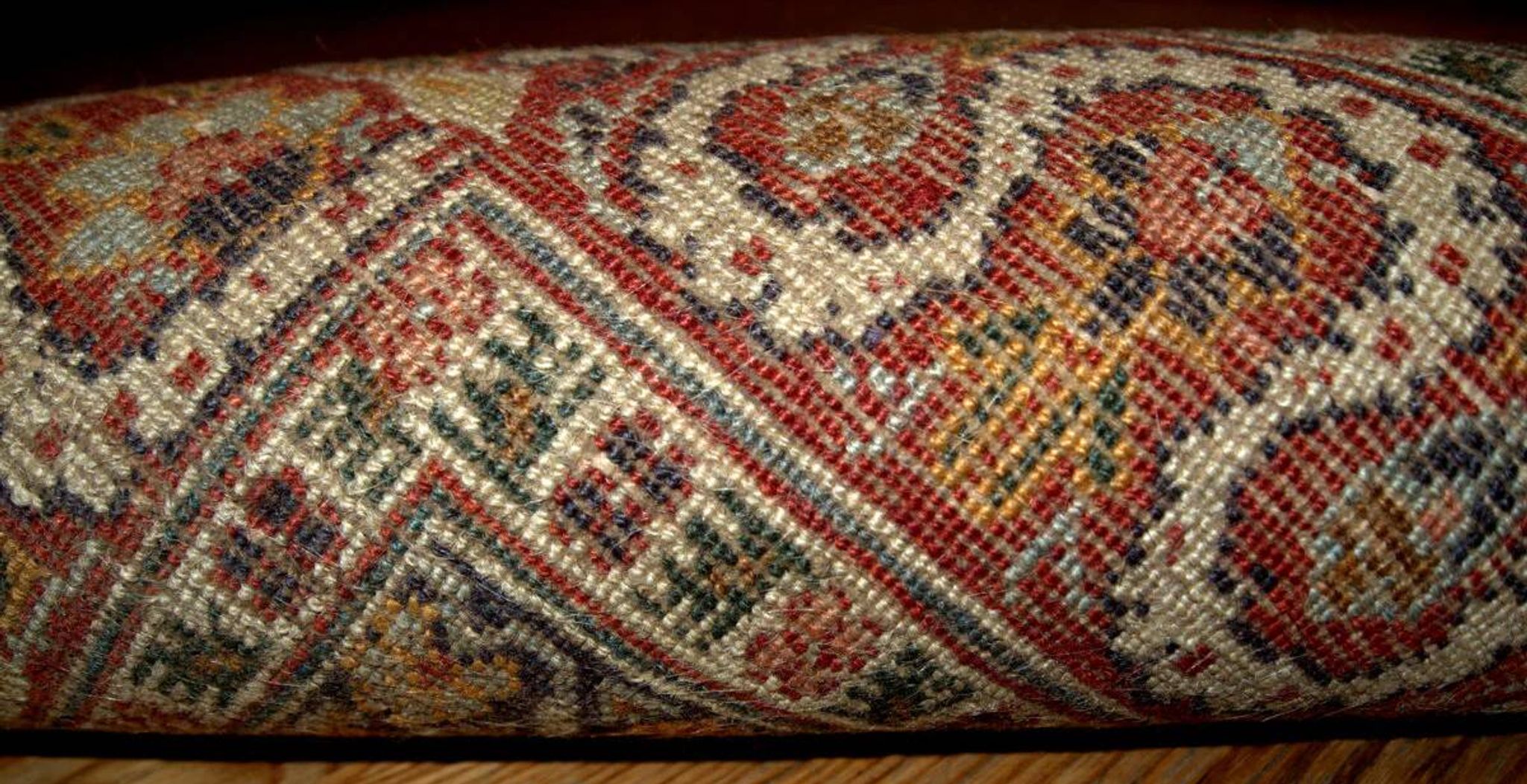 Handmade antique Persian Tabriz rug 128cm x 179cm 1920s - 1B154