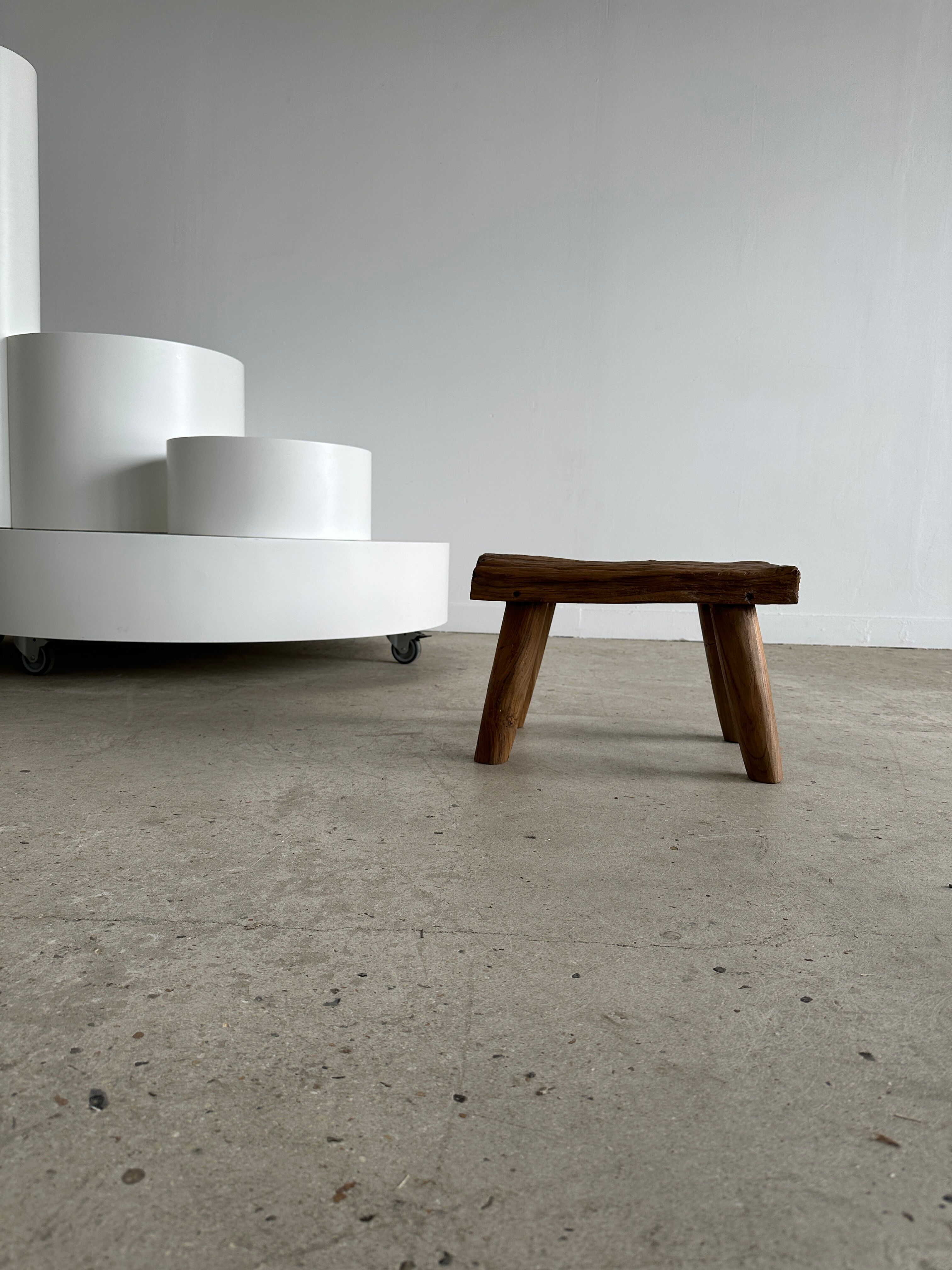 Stool in blond teak