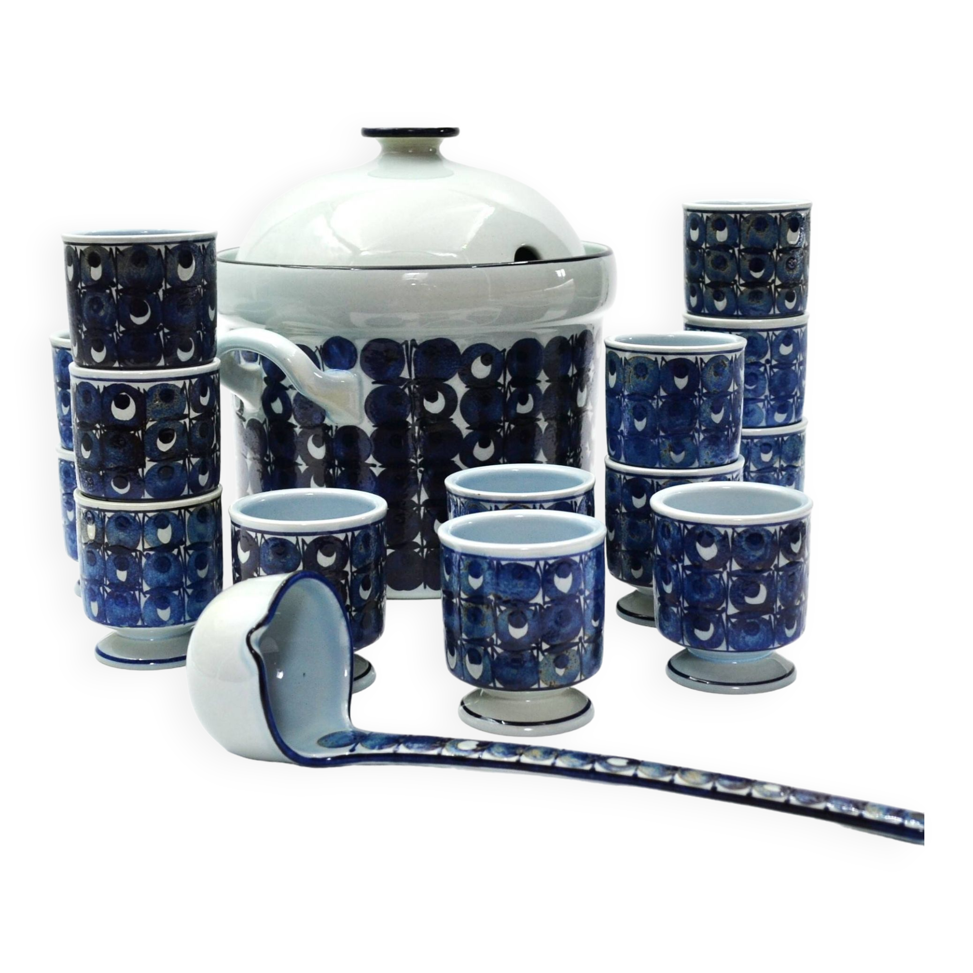 16-piece earthenware punch set from the Tenera series by Grete Helland-Hansen for Royal Copenhagen
