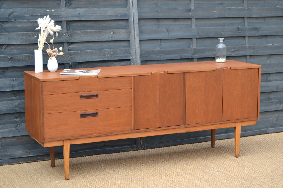 Minimalist enfilade by Nathan * 184 cm