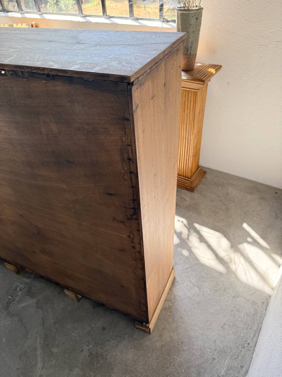 Enfilade vitrée en chêne, années 50