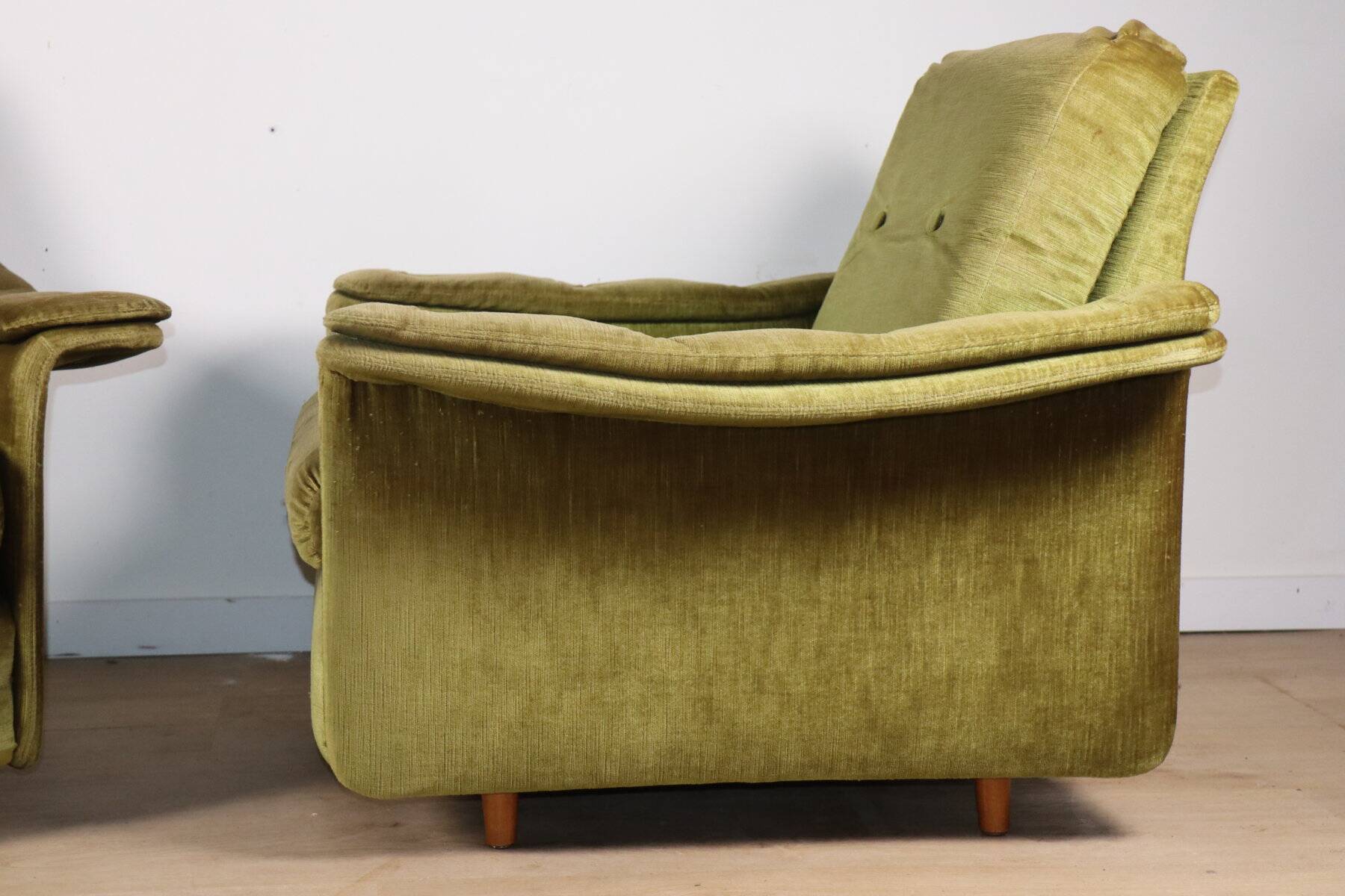 Pair of vintage velvet armchairs – 1960s