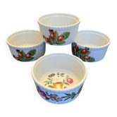 Ensemble de 4 raviers en porcelaine de Paris