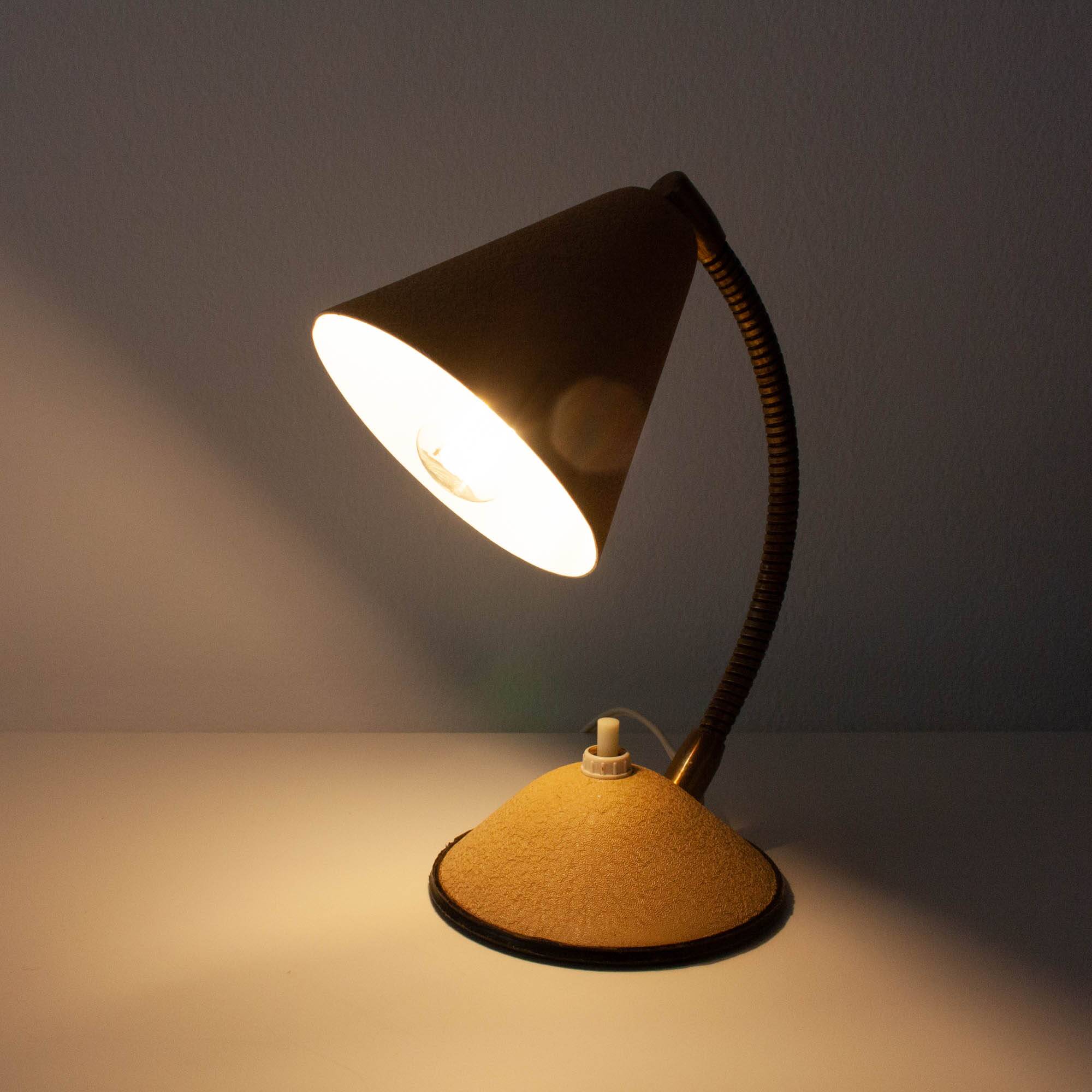 Vintage beige table lamp with gooseneck, Germany 1950s