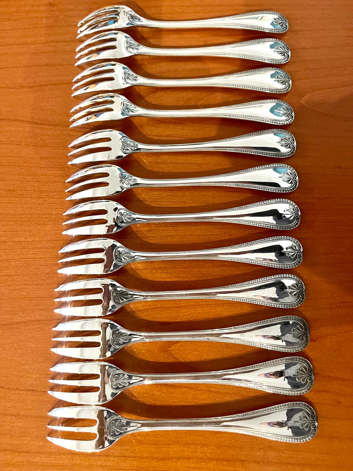 Christofle Malmaison 12 cake/dessert forks, mint condition