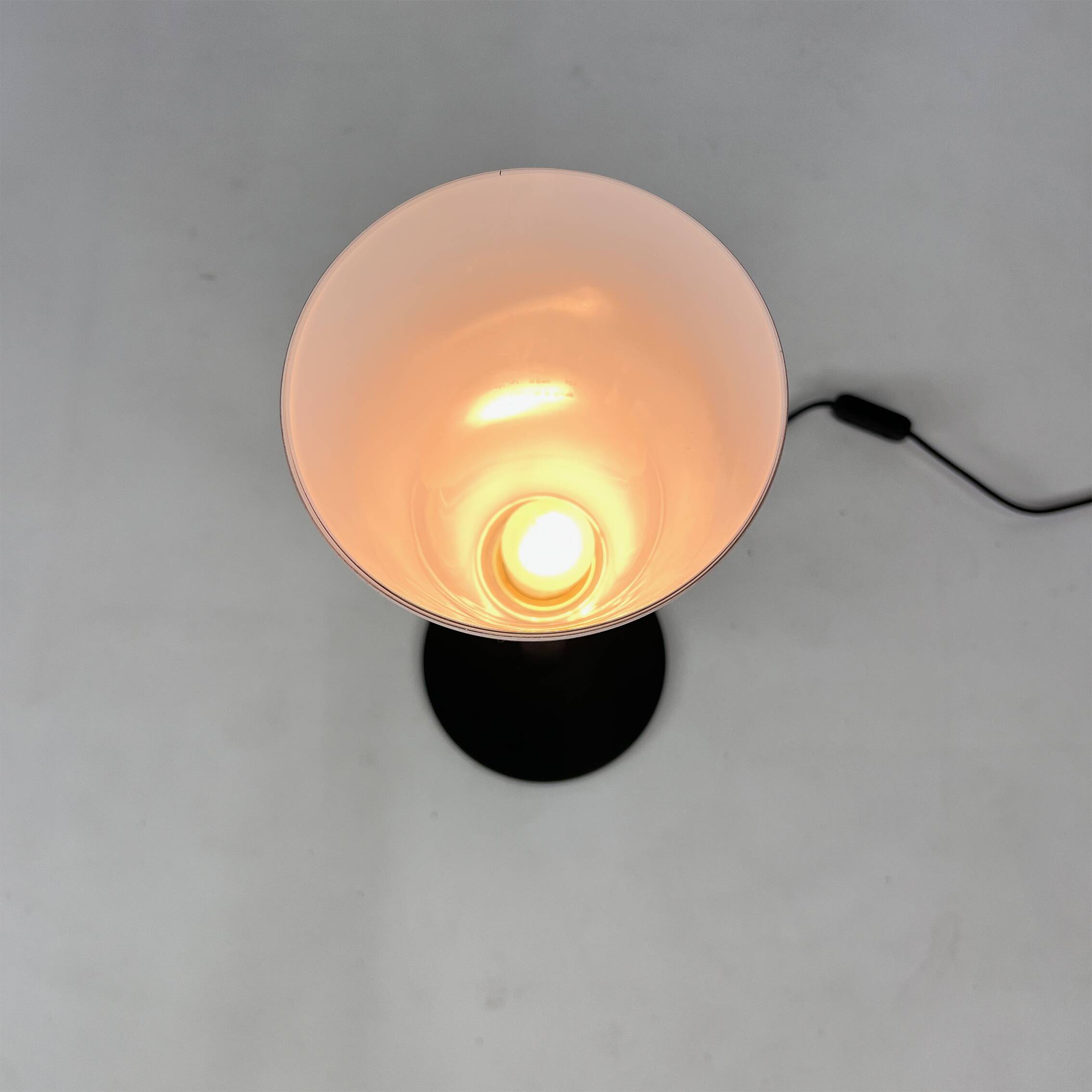 Lampe de table postmoderne, Italie, années 1980