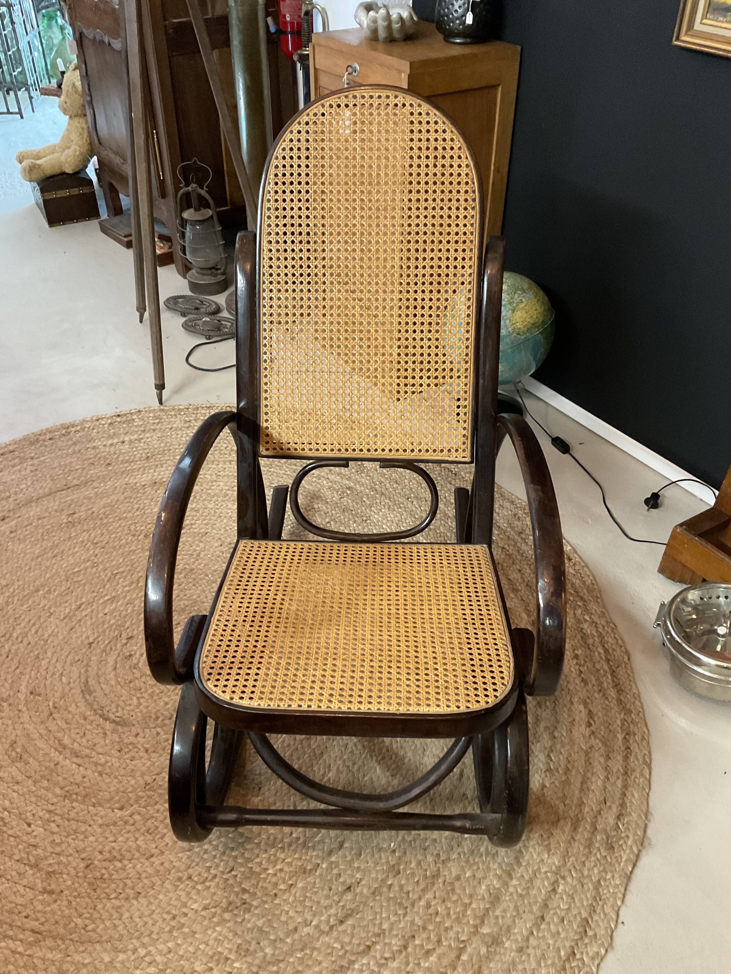 Rocking chair