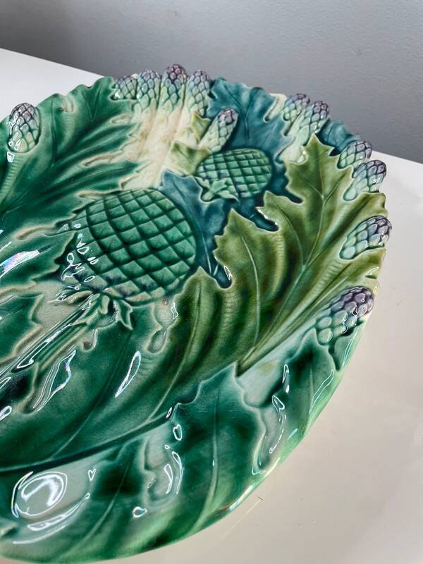 Vintage barbotine dish