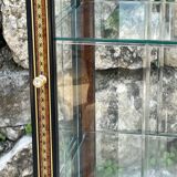 Pair of display cases in magnifying glass and black & gold lacquer, 20th century period