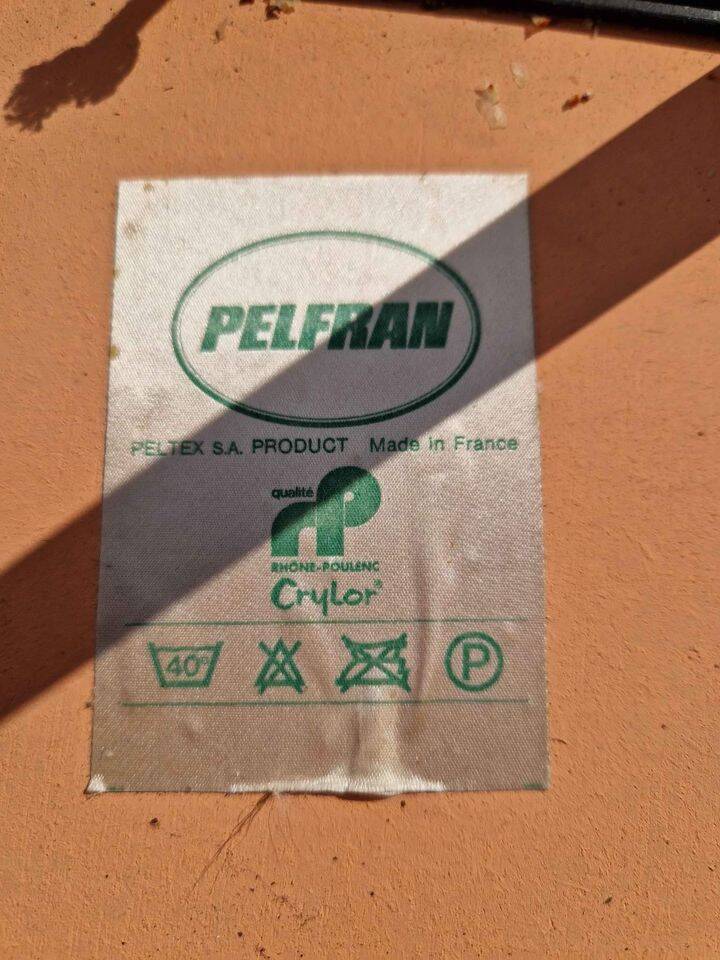 Vintage moumoute Pelfran chairs