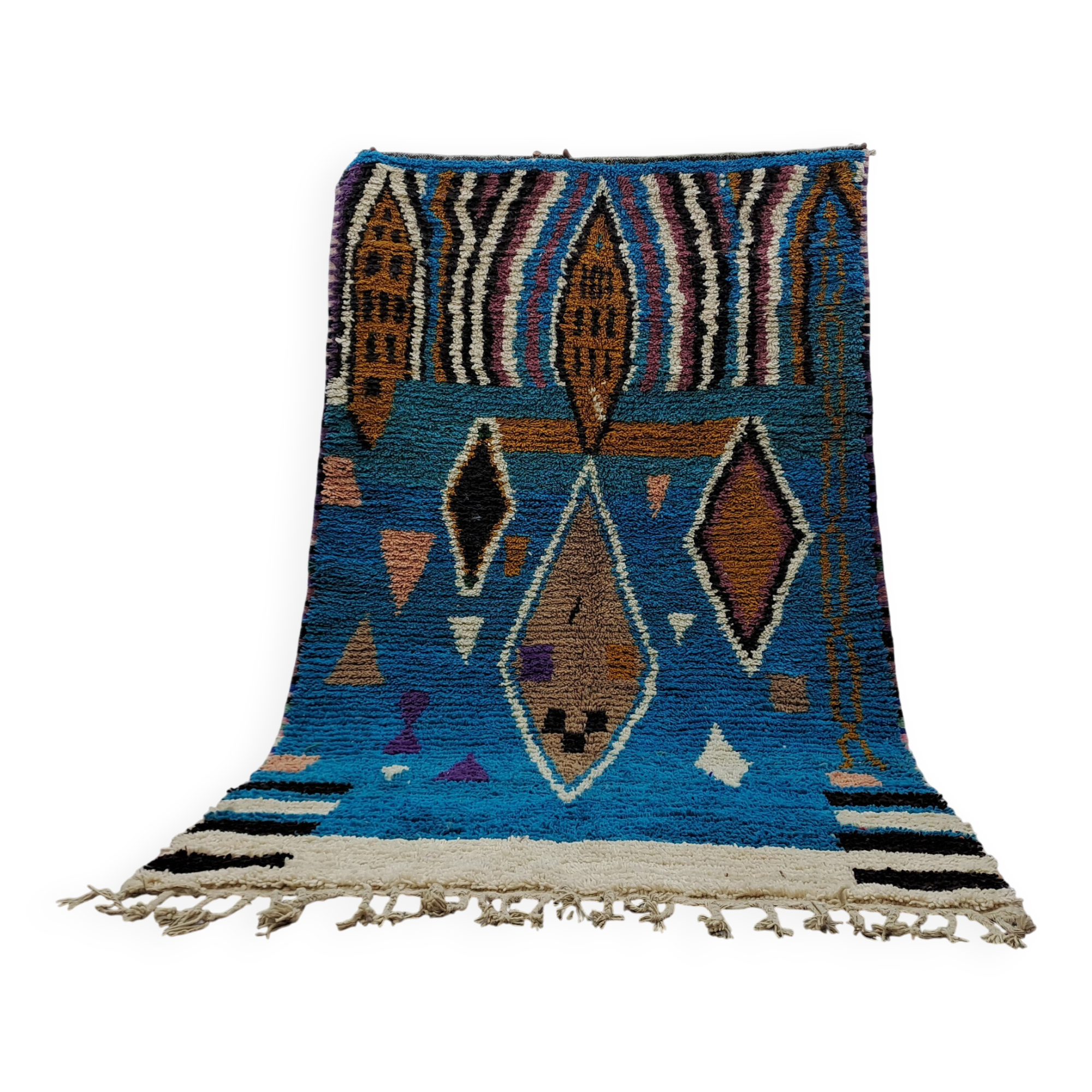 Large Moroccan rug made of natural wool, dimensions 250x150 cm, handmade.