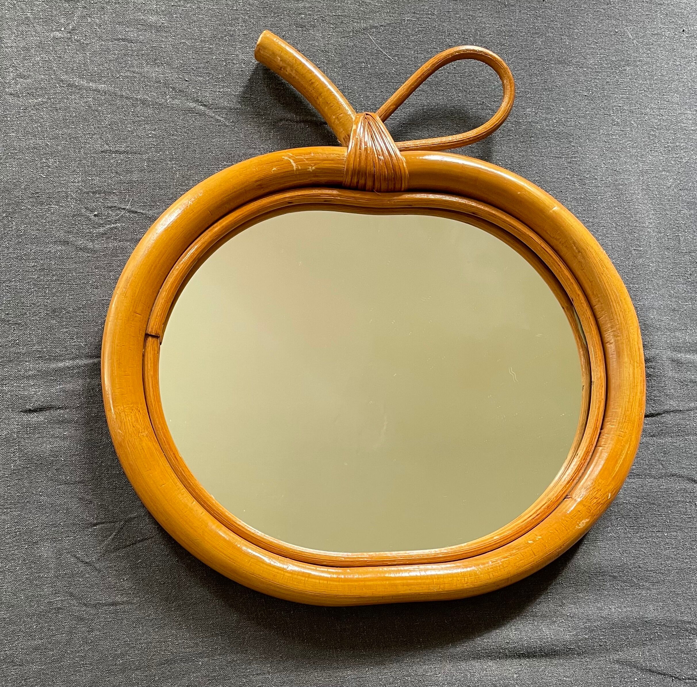 Miroir pomme en rotin & bambou 33x34cm