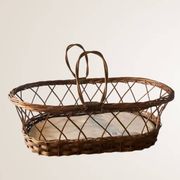Woven wicker bassinet