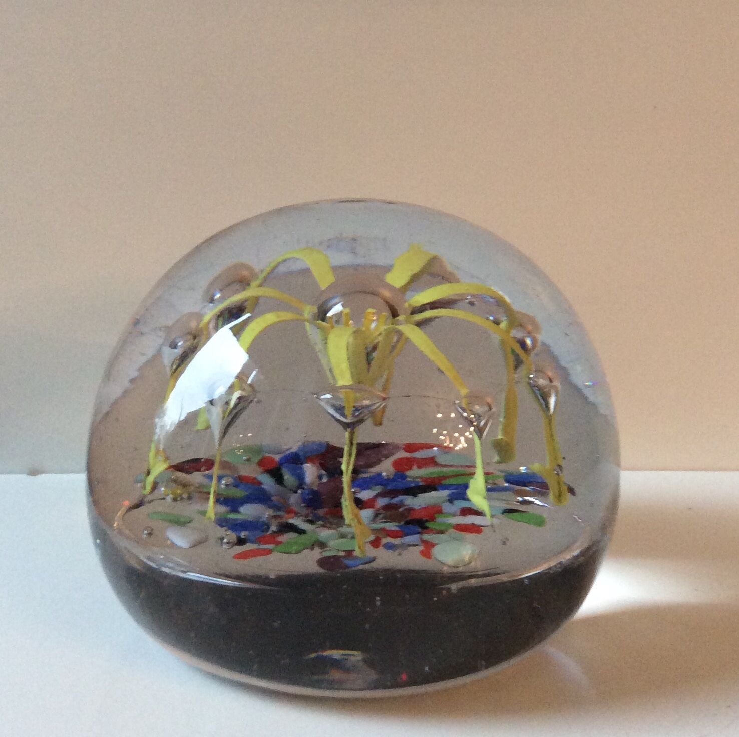 Glass sulching ball paper press