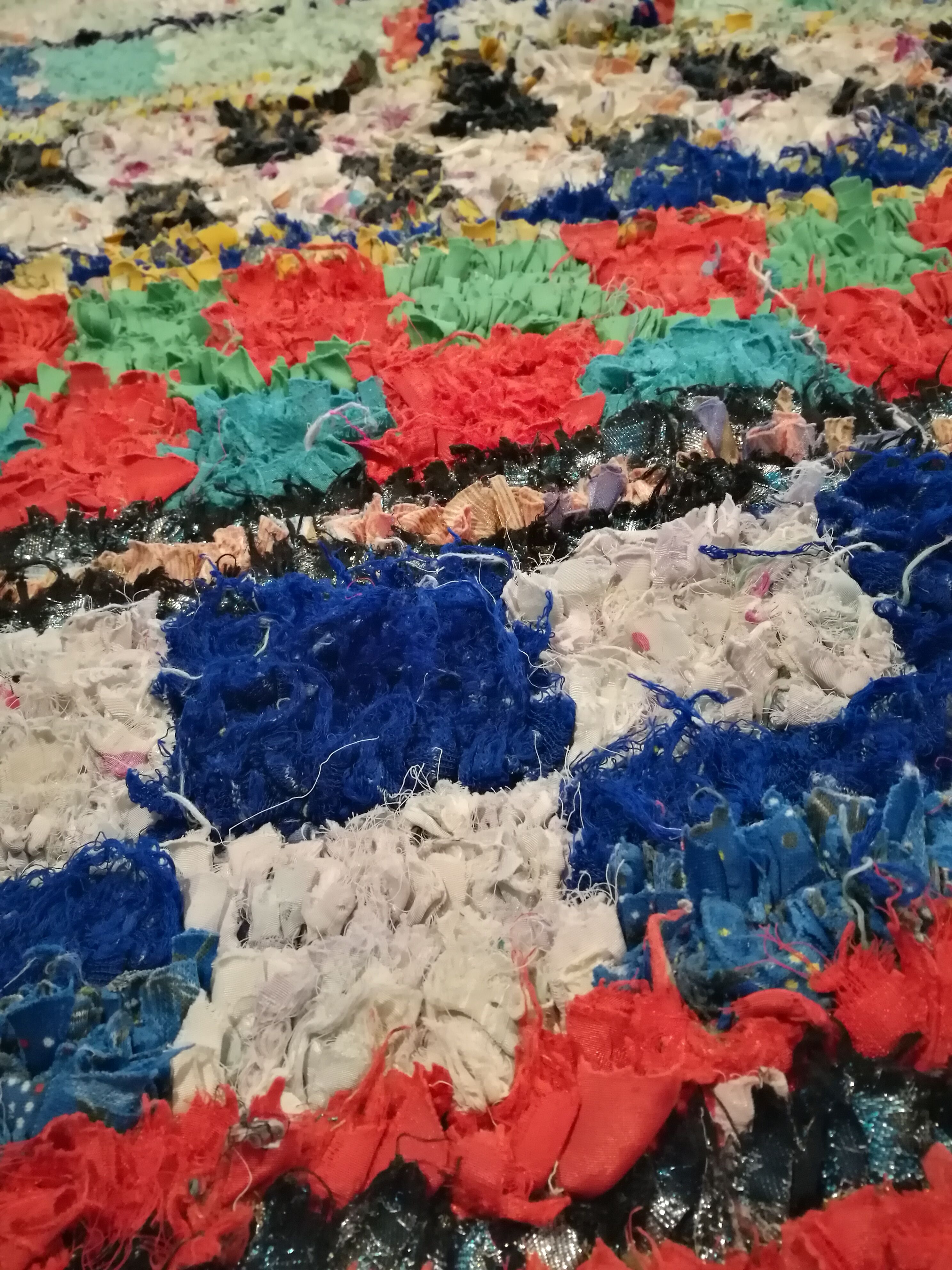 Thick rug 230cm x 141cm fabrics berebere