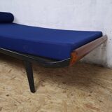 Cleopatra bench