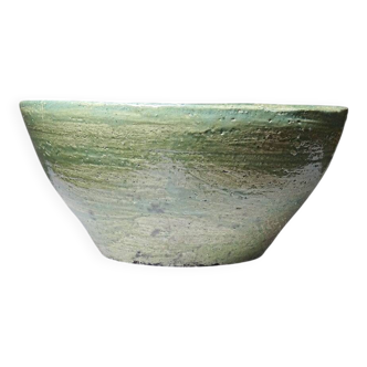 Wabi-Sabi handcrafted ceramic bowl in celadon green, 20th-19th century.