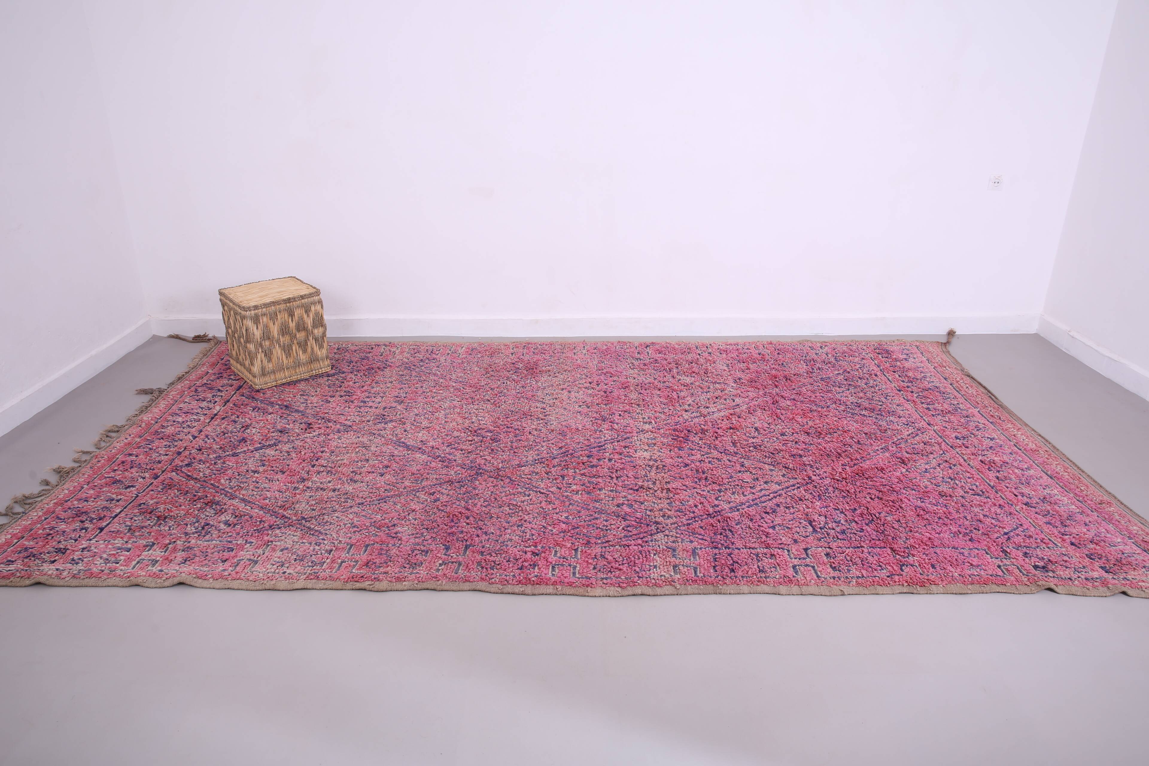Vintage Moroccan Rug 212 x 381 cm - Beni Mguild rug - Handmade berber rug