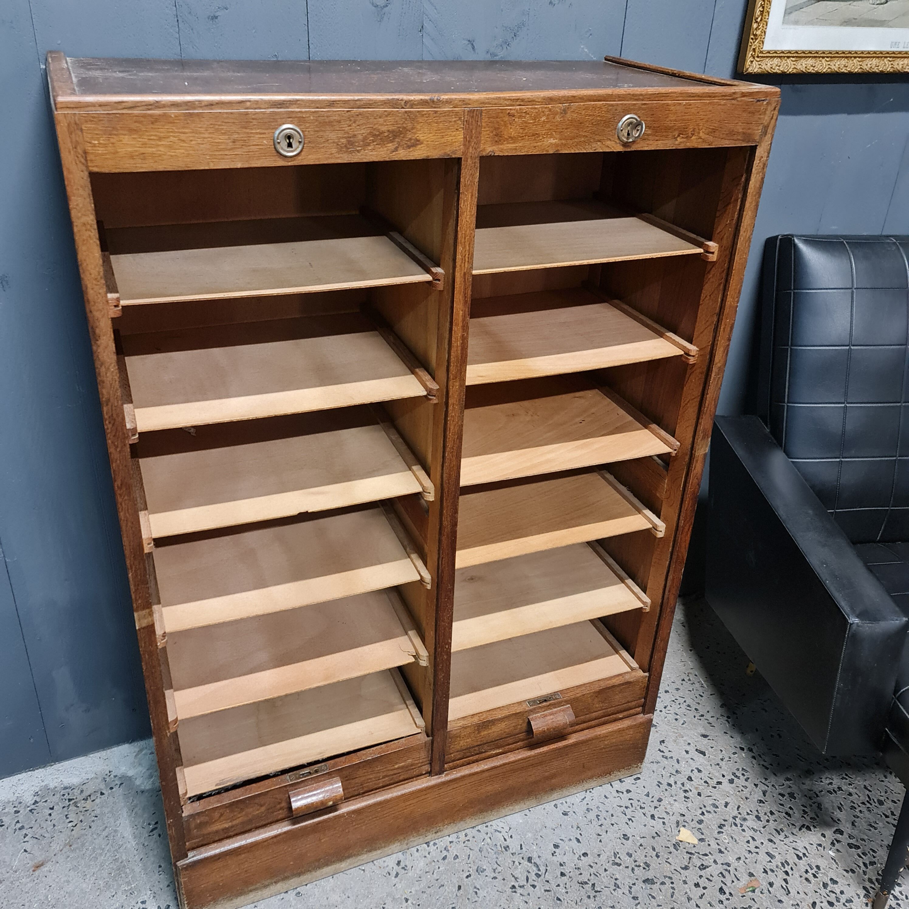 Double cabinet with curtain binders