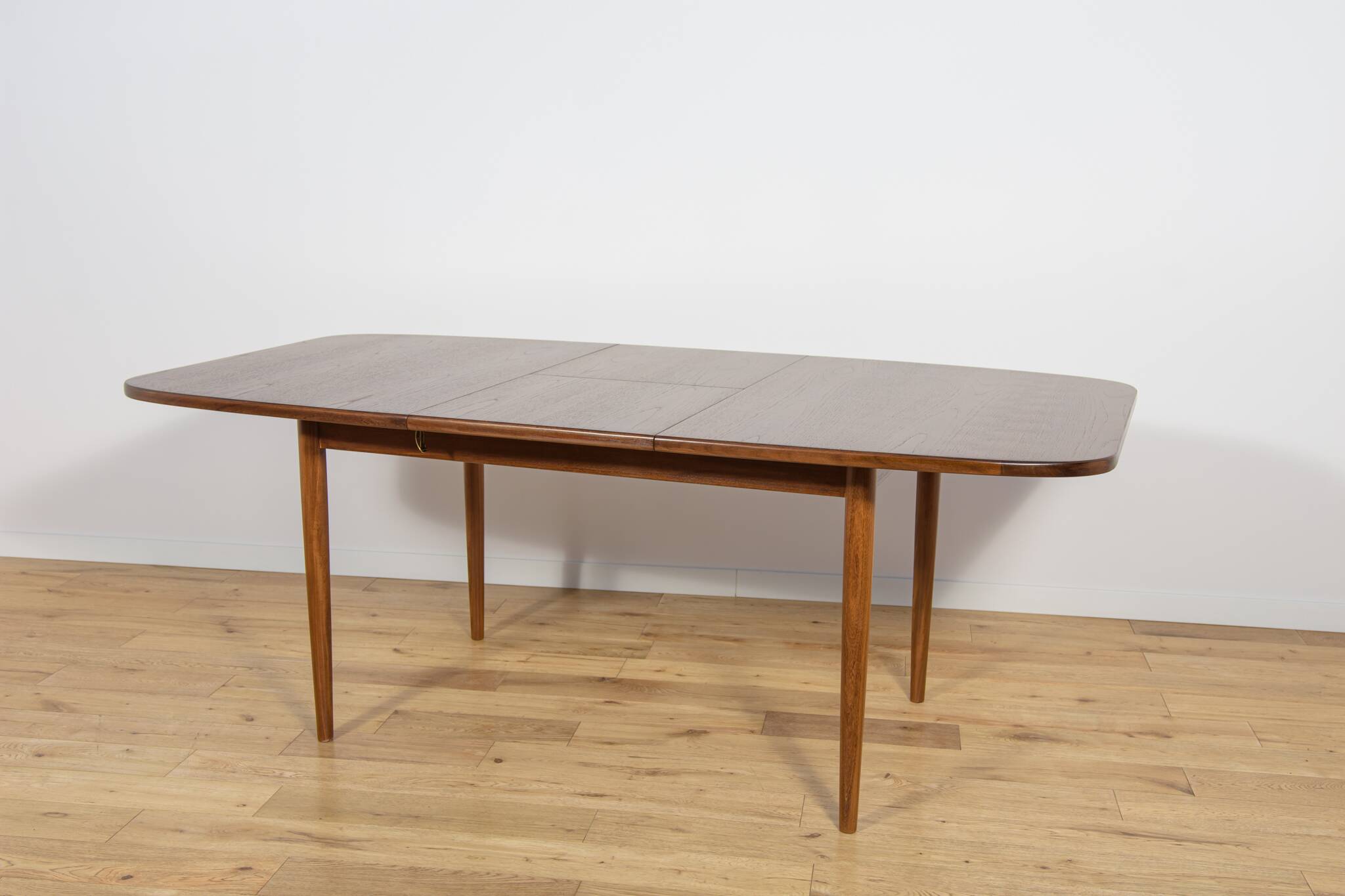 Mid-century modern teak extendable dining table from G-Plan, United Kingdom, 1960s