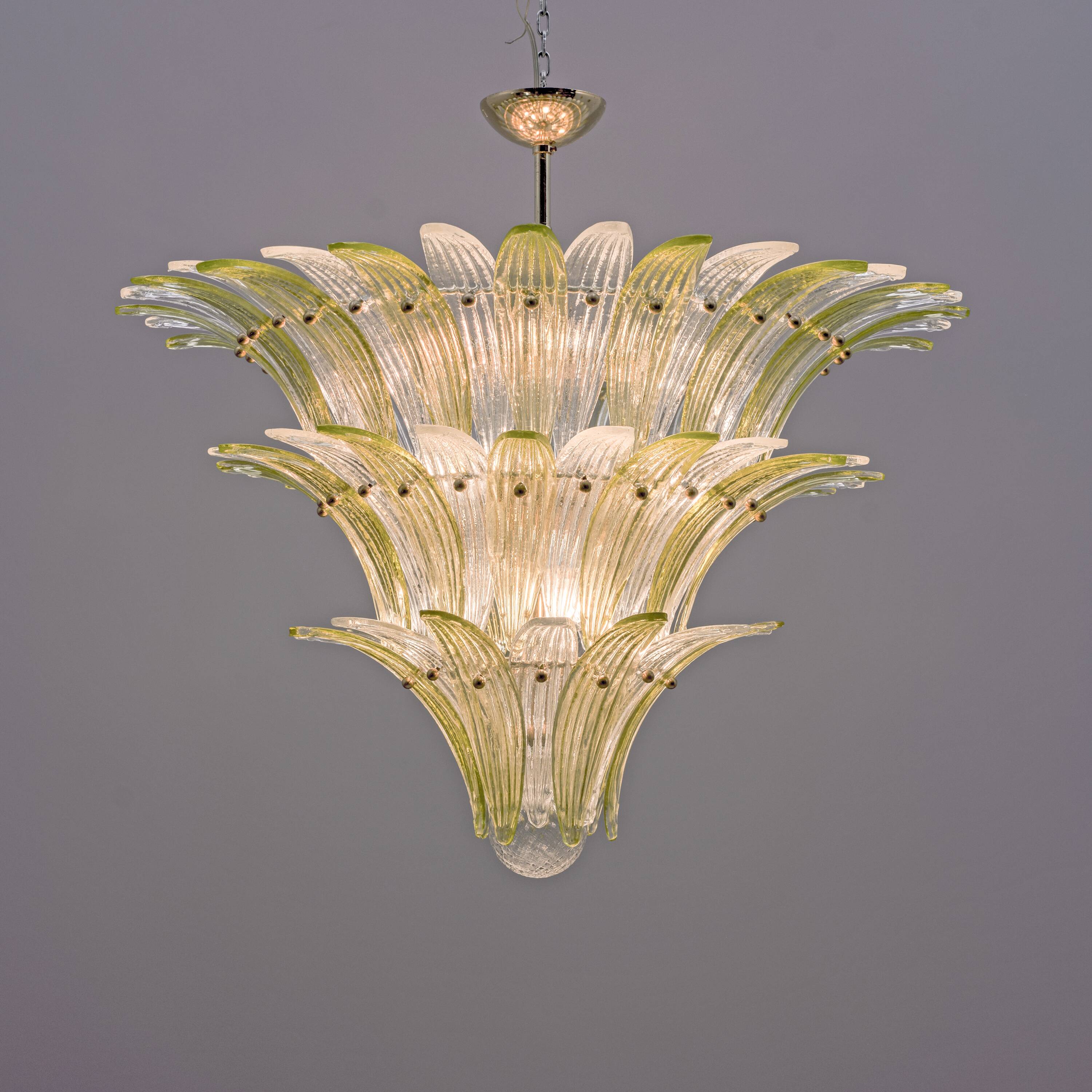 Mid-Century Murano Glass Palmette Chandelier in Green and Clear Glass, Ital