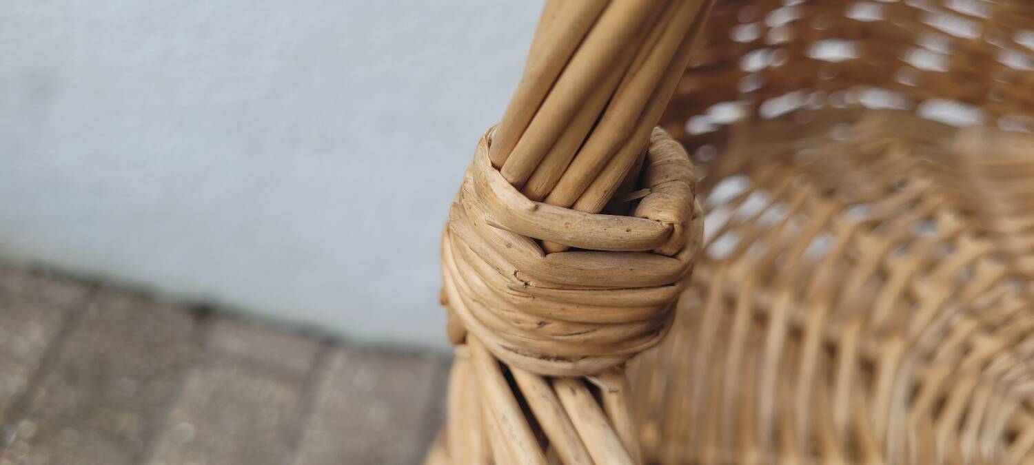 Vintage rattan bar trolley