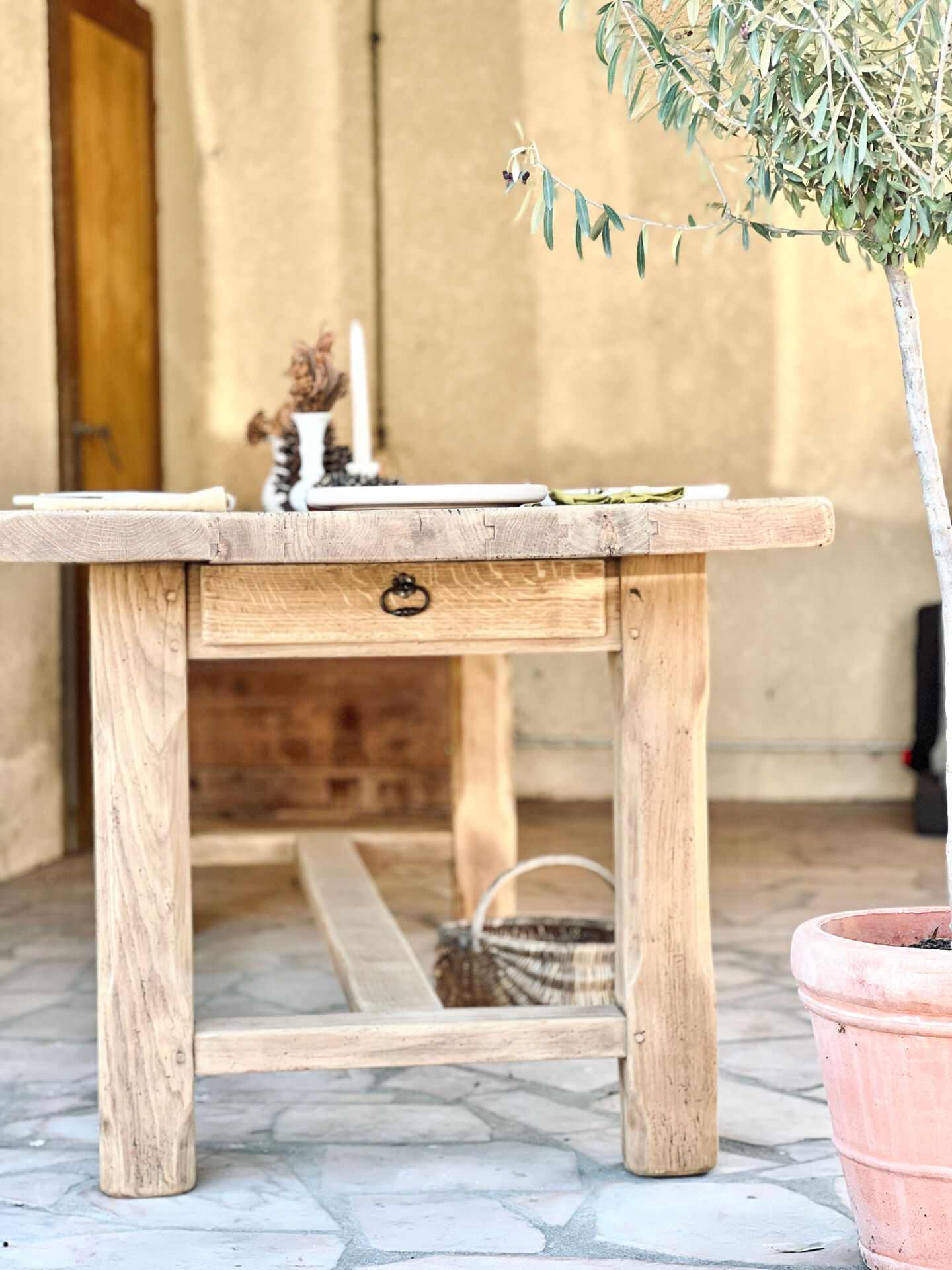Large farmhouse table - solid oak - drawer