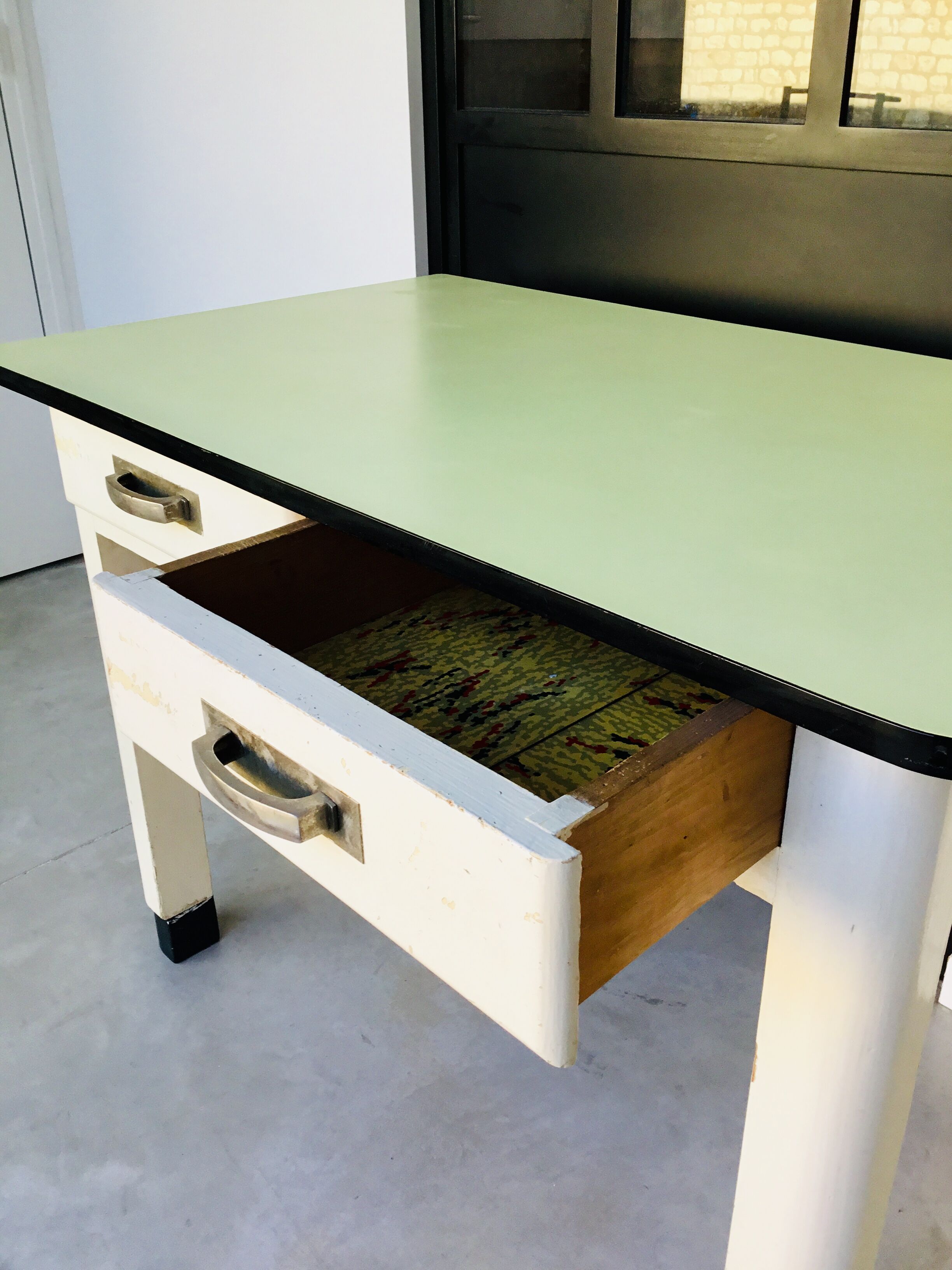 Kitchen table with drawers formica tray wooden footing 1950