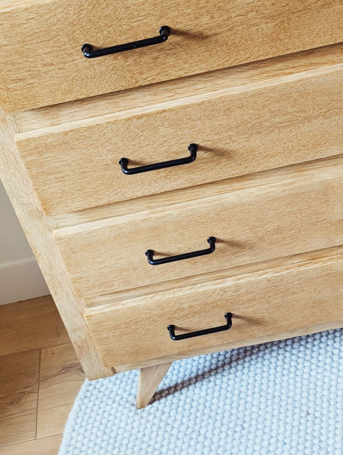 Vintage oak chest of drawers with splayed legs, restored