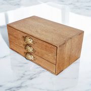 Small storage chest of drawers in oak and brass - 1900s period