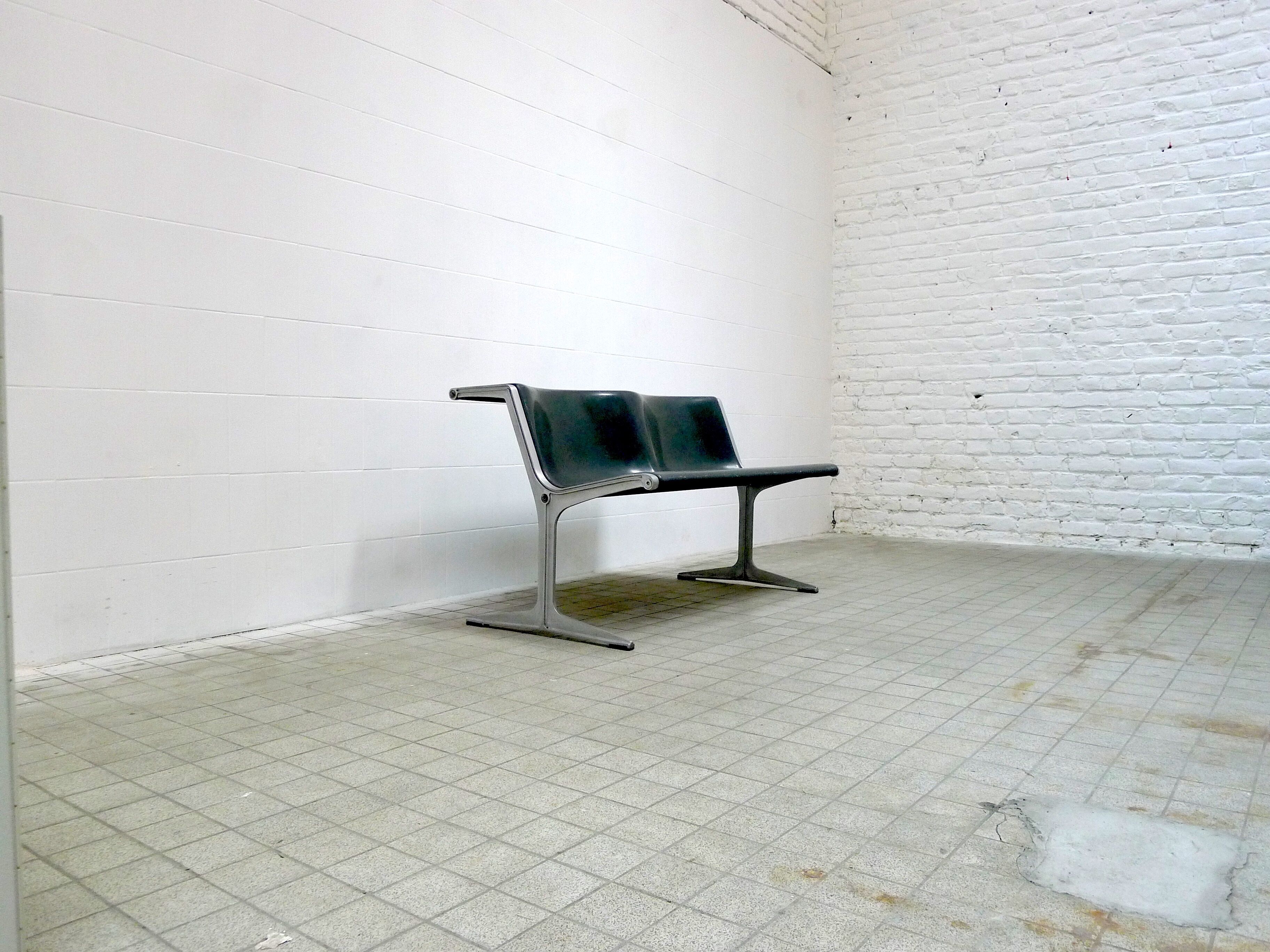 Banc Friso Kramer pour Wilkhahn Allemagne