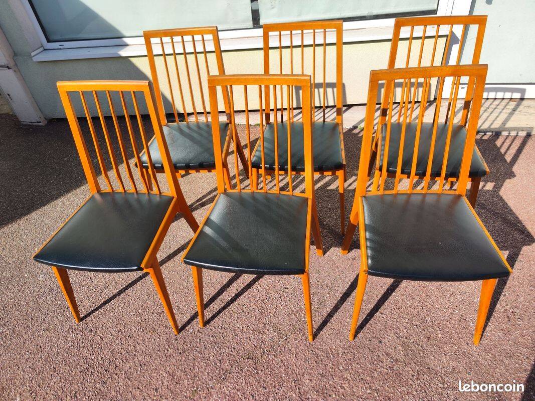 Set of 6 Scandinavian wooden and vintage leatherette chairs