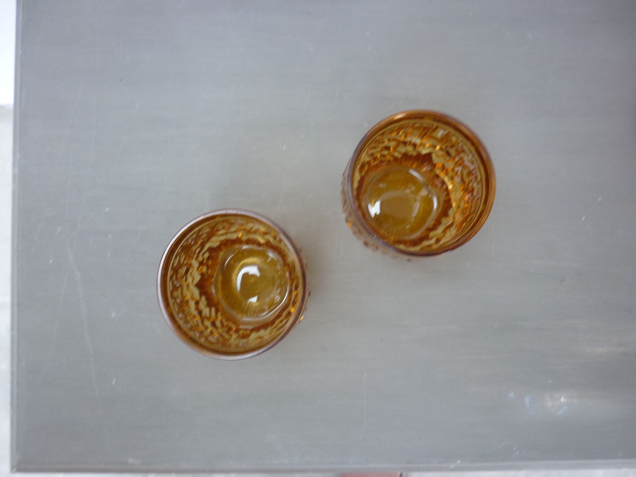 2 destructured pressed molded glasses