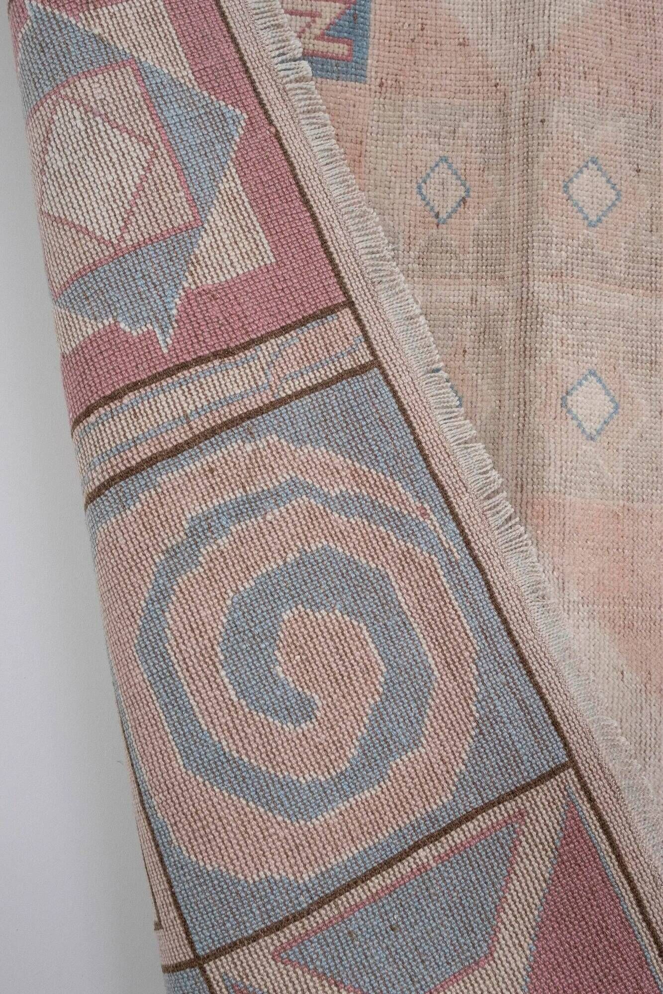 Vintage Turkish Oushak rug 175x252 cm