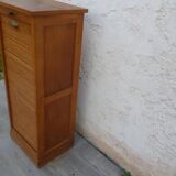 Oak curtain binder