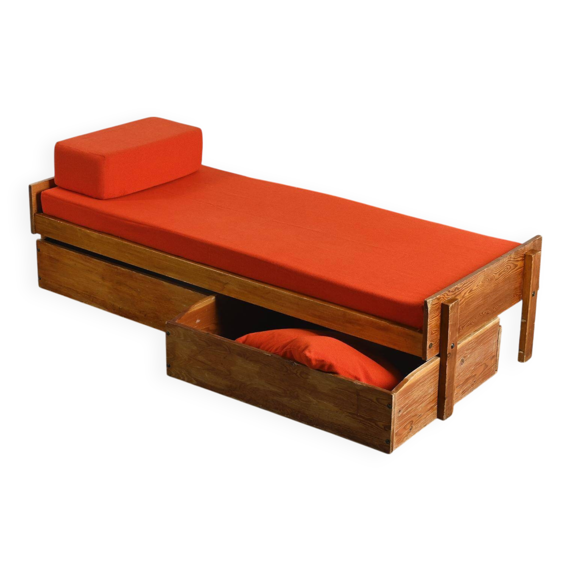 Lit banquette by Pierre Guariche, La Plagne, around 1965.