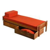 Lit banquette by Pierre Guariche, La Plagne, around 1965.