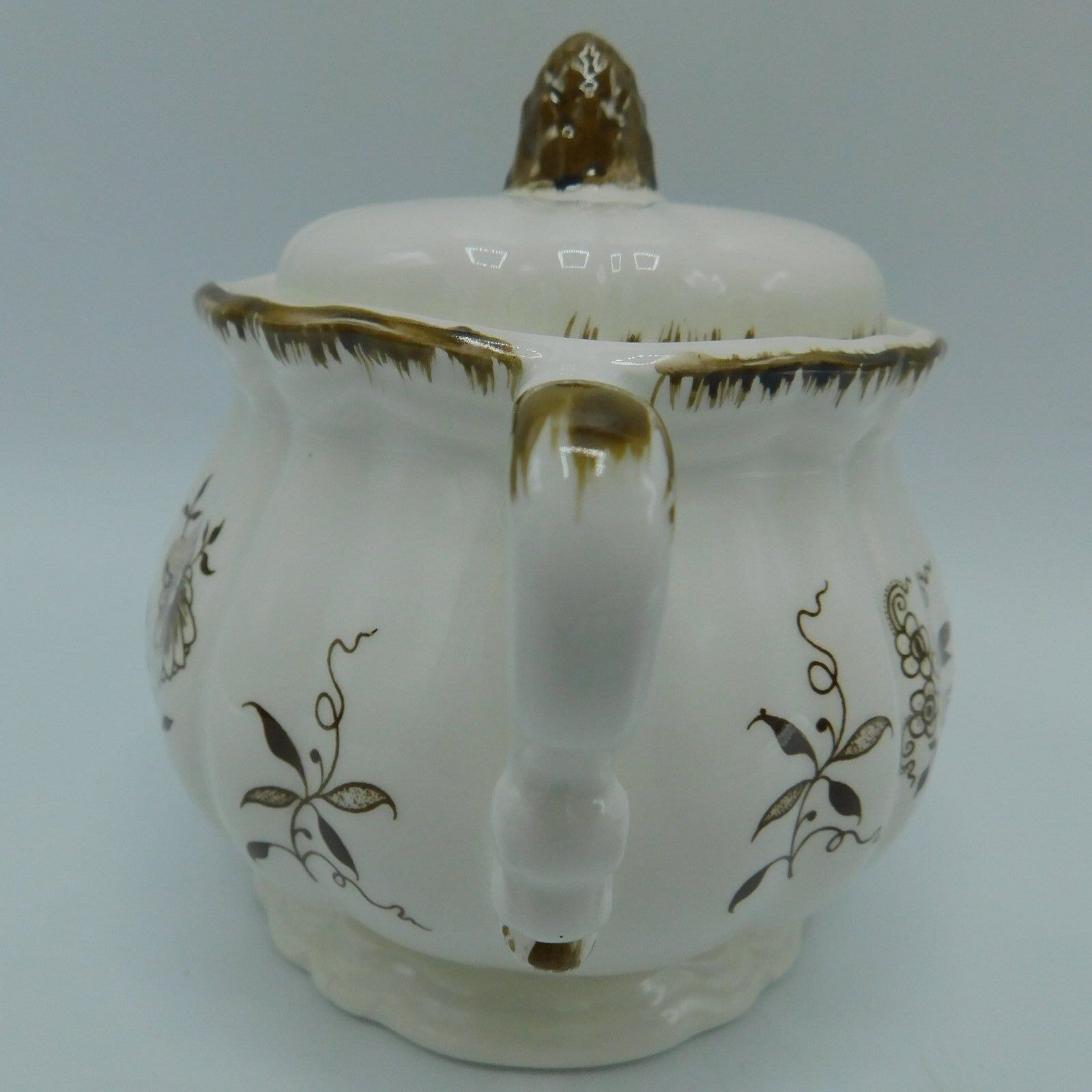 Sugar on Earthenware - Strasbourg - Windsor